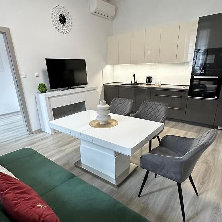 No 21 Apartment I Кошице Екстер'єр фото
